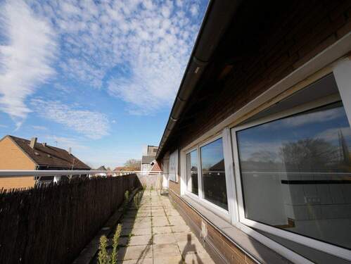 Wohnung 4.OG Balkon rechtes Gebäude - 