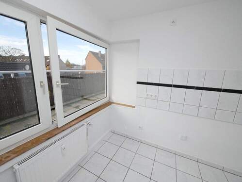 4.OG Küche rechtes Gebäude - 