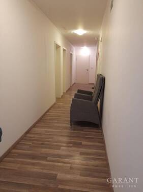 Flur im Verwaltungstrakt - 