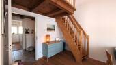 Treppe zur Galerie - 