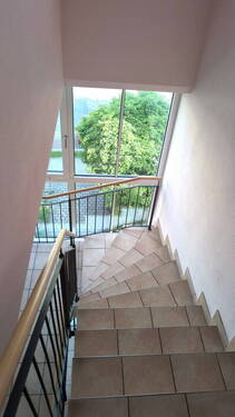 breites Treppenhaus - 