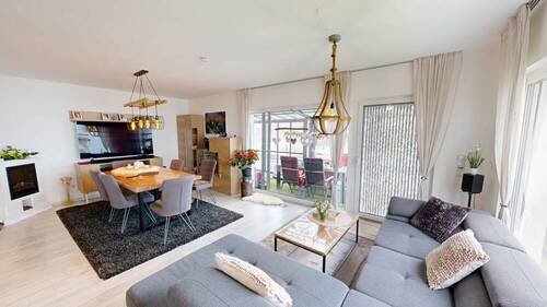 Wohn- Esszimmer - 