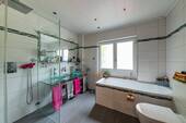 Badezimmer I OG - 