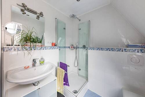 Badezimmer DG - 