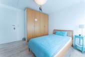 Schlafzimmer 2 OG - 