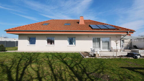 Ansicht - Einfamilienhaus mit 170,00 m&sup2; in Bad Lippspringe zum Kaufen