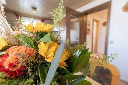 Erdgeschoss, Küche mit Essbereich - 