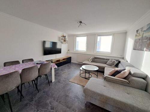 Wohnzimmer.jpg - 3 Zimmer Etagenwohnung zur Miete in Bremerhaven