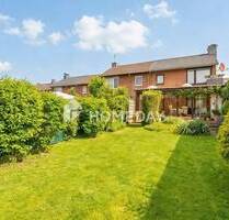 Reihenendhaus mit Garage, Wintergarten und Gartenidyll in Langenfeld-Immigrath - Langenfeld (Rheinland)