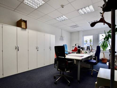 Büro 3, möbliert - 