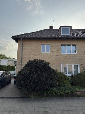 Bild 2 - 7 Zimmer Doppelhaushälfte zur Miete in Braunschweig