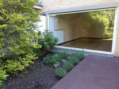 Terrasse/ Blick ins Wohnzimmer - 