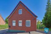 Straßenansicht - 4 Zimmer Einfamilienhaus in Plön