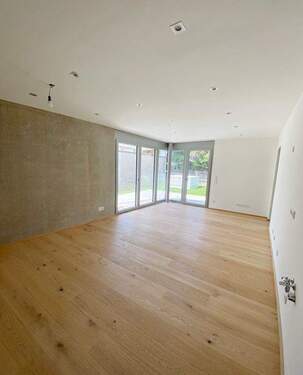 Wohnen+Kochen - 2 Zimmer Terrassenwohnung in München