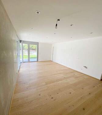 Wohnen+Kochen - Terrassenwohnung mit 57,00 m² in München zur Miete