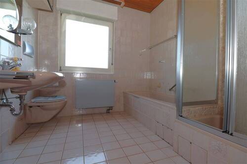 Badezimmer Erdgeschoss - 