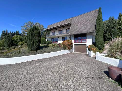 Südansicht - 8 Zimmer Einfamilienhaus zum Kaufen in Gersfeld / Hettenhausen