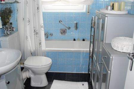 Altes Badezimmer - 