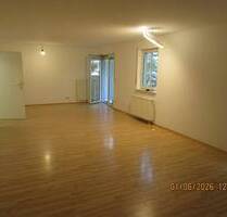 Premium Lage! Moderne u. renovierte 3 Zi. Wohnung m. Terasse u. Gartenanteil in Nürnberg - Erlenstegen z. vermieten. Tiefgaragenstellplatz vorhanden.
