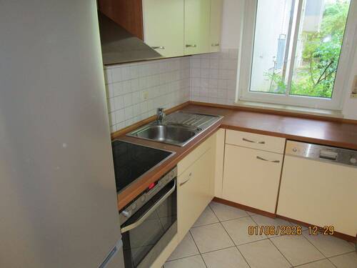 Einbauküche.JPG - Etagenwohnung mit 78,60 m&sup2; in Nürnberg zur Miete