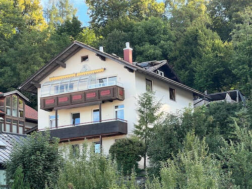 Hausansicht - 4 Zimmer Etagenwohnung zum Kaufen in Sonthofen