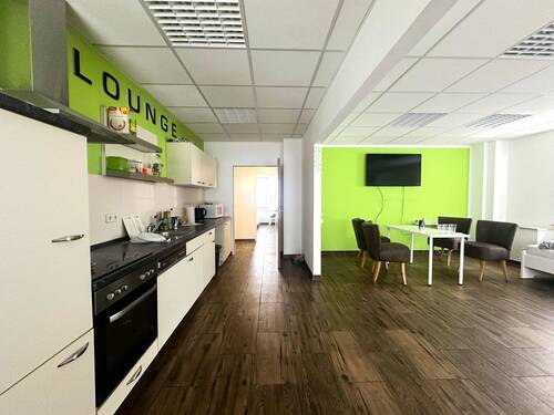  EBK mit Essbereich (1. OG re) - 