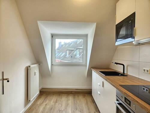 Bild 2 - 4 Zimmer Etagenwohnung zur Miete in Essen