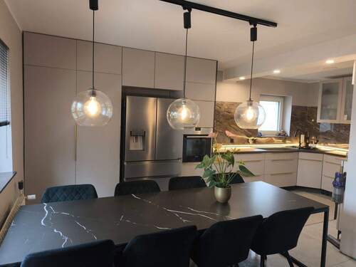 Essbereich - Moderne 5-Zimmer-Wohnung in Düsseldorf-Benrath großer Balkon & Grünfläche von privat, ohne Makler