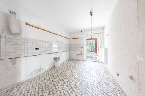 Die noch leere Küche - 