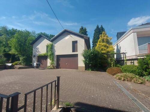 Hinterhof, Garage - 