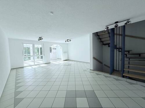 Helles Wohn-Esszimmer - 