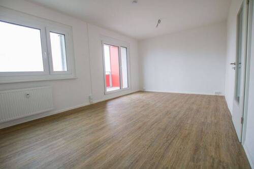 Wohnzimmer - 5 Zimmer Etagenwohnung zur Miete in Halle (Saale)