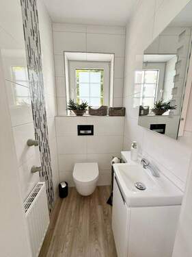 Gäste-WC - 4 Zimmer Einfamilienhaus in Stuhr
