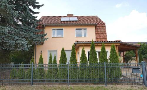 Hausansicht - Hauptstadtmakler-Bezugsfreies Haus in Top Lage