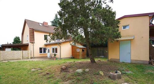 Hausansicht 3 - 4 Zimmer Einfamilienhaus in Dahlwitz-Hoppegarten