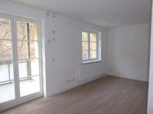 Wohnen/Kochen - Schöne 2-Zimmer-Wohnung mit Balkon in zentrumsnaher Wohnlage von Rudolstadt