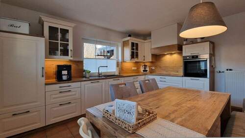 V1647 sehr gemütliche Küche - 