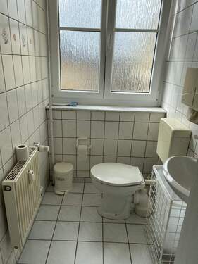 WC im Treppenhaus - 
