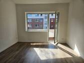 20260420_160641.jpg - Etagenwohnung mit 50,00 m&sup2; in Hamburg zum Kaufen