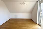 Wohn-/Esszimmer DG - 