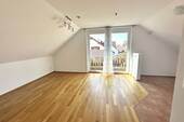 Wohn-/Esszimmer DG - 