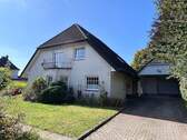 Ansicht Einfahrt - 4 Zimmer Einfamilienhaus zum Kaufen in Bünde