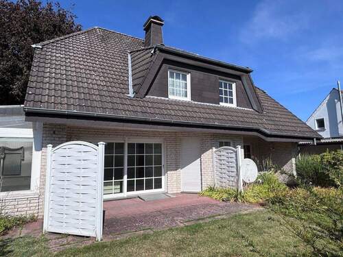 Südansicht - 4 Zimmer Einfamilienhaus in Bünde