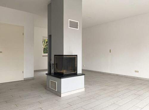 Kamin mit Blick zum Küchenbereich Obergeschoss - Kopie - 