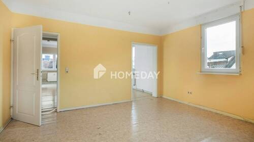 1. OG Wohnzimmer 2 2 - 