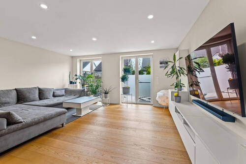 Titlebild - #KOMINOS IMMOBILIEN#Saniertes Reihenendhaus in ruhiger Wohnlage