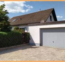 Großzügiges und familienfreundliches 200 qm Haus in BESTER Wohnlage von Langenzenn - Sofort frei !