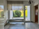 Esszimmer mit Blick in den Garten - 