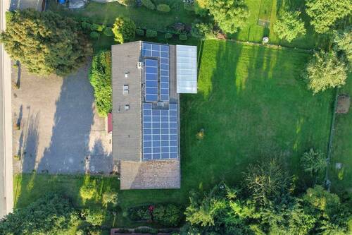 Drohne - Einfamilienhaus mit 225,00 m&sup2; in Wehretal zum Kaufen