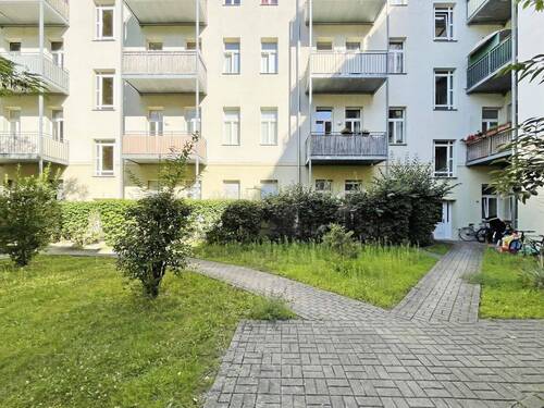 Innenhof - Etagenwohnung mit 76,00 m² in Berlin zum Kaufen